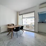 Climatise Avec Parking, 2 A - Fr-1-770-65 La Ciotat