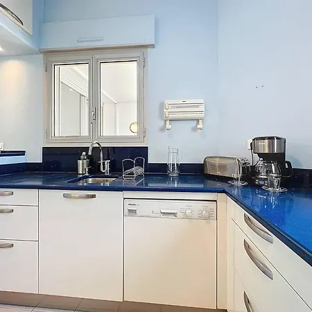 Climatise Avec Parking, 2 A - Fr-1-770-65 Apartment